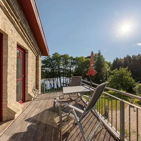 Zwergtaucher - Mit Balkon, Seeblick & Freizeitangeboten Am Apartment